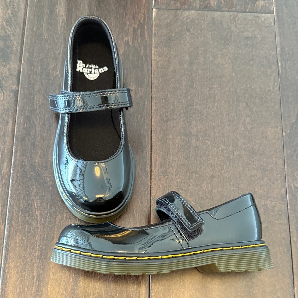 Dr. Martens Maccy Shiny Patent Black Mary Janes Kids School Uniform Dress Shoes